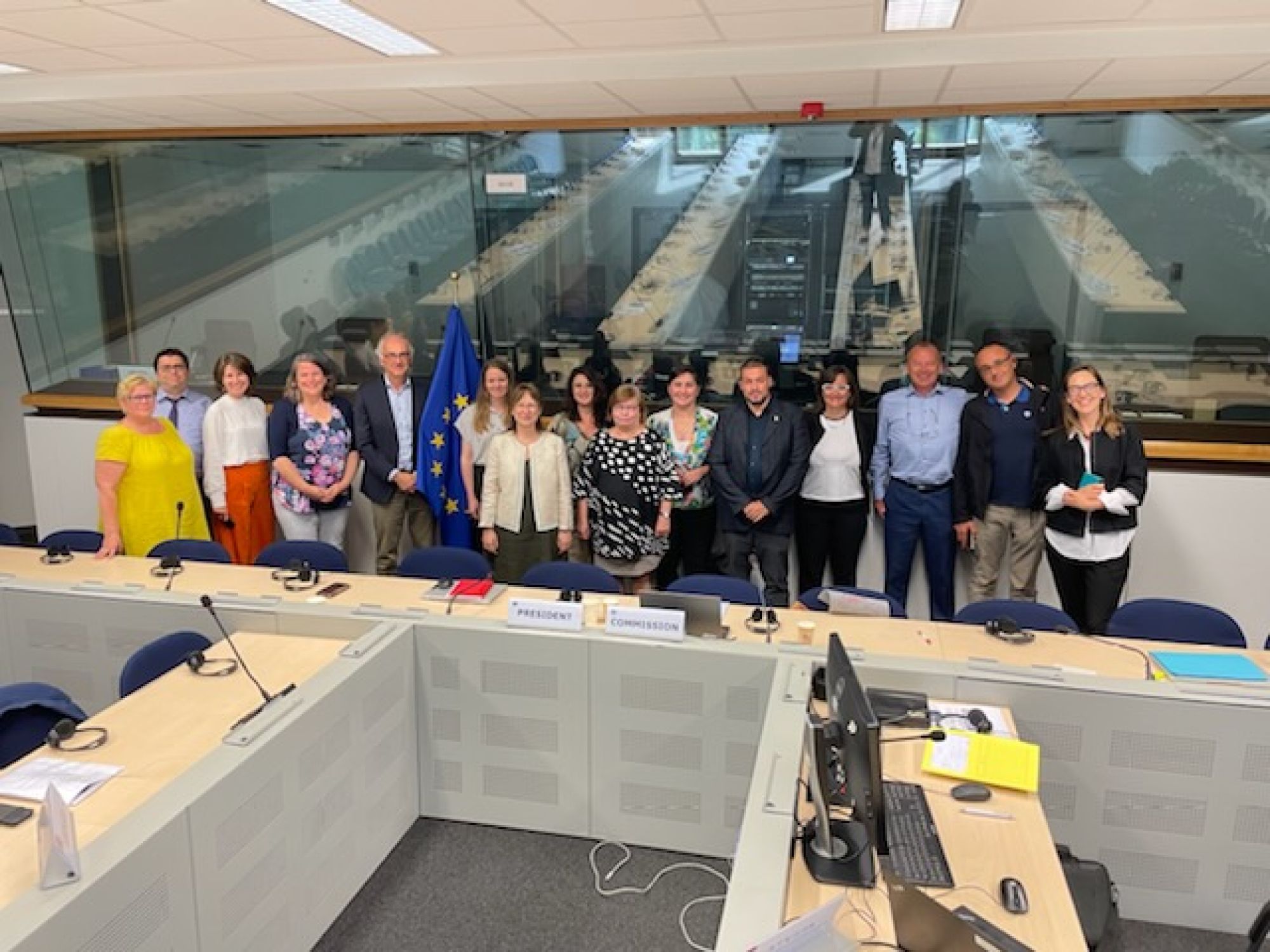 COTANCE firma la Declaración conjunta de los sectores TCFL para una transición verde y digital para los sectores del Ecosistema TCLF